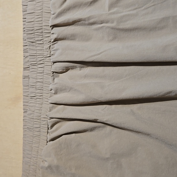 NWT Mono B Beige Casual Shorts Size 3X Elastic Waist Stretchy Split Hem - Picture 2 of 8